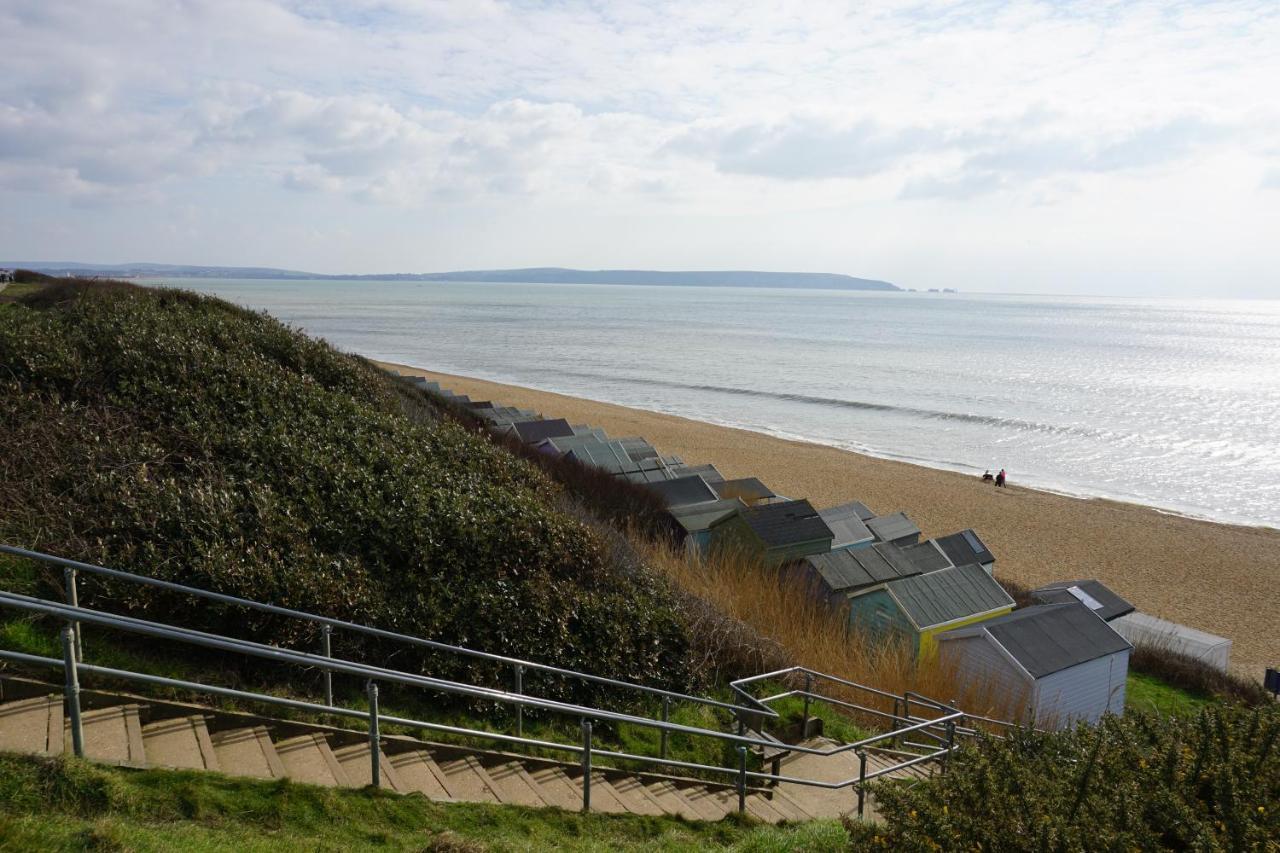 Dotty'S Retreat Villa Milford on Sea Esterno foto