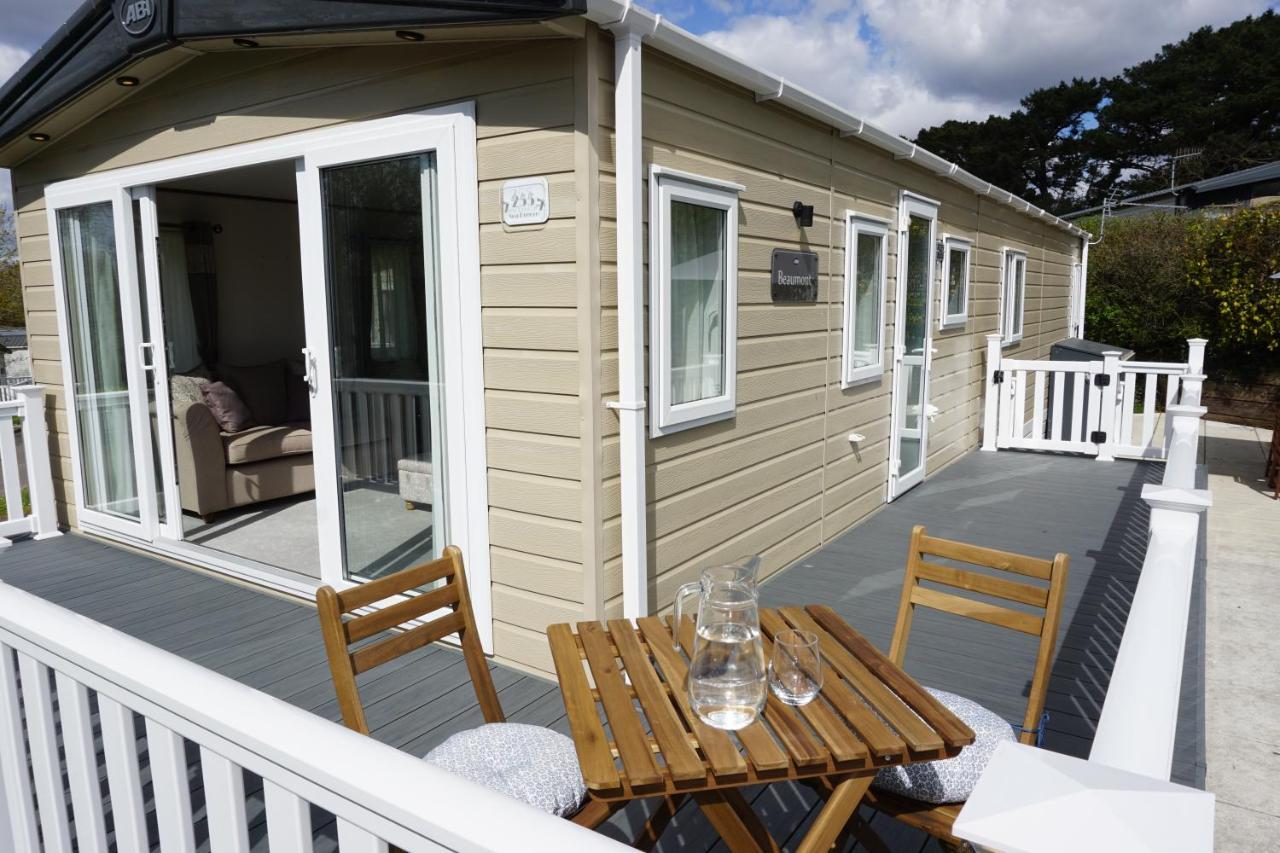 Dotty'S Retreat Villa Milford on Sea Esterno foto