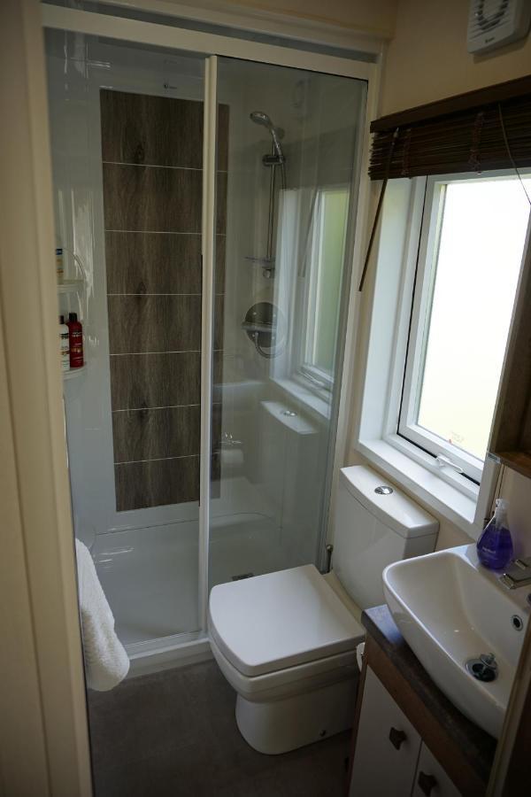 Dotty'S Retreat Villa Milford on Sea Esterno foto