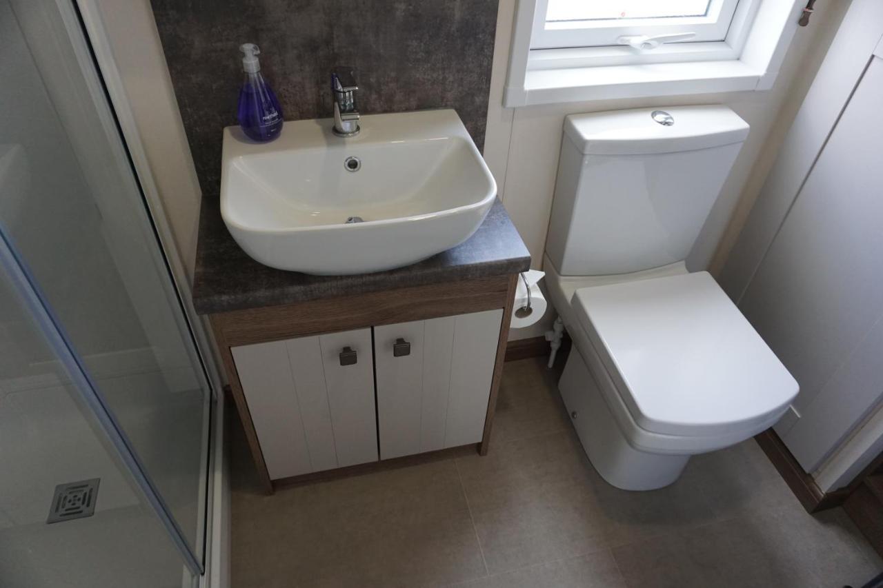 Dotty'S Retreat Villa Milford on Sea Esterno foto